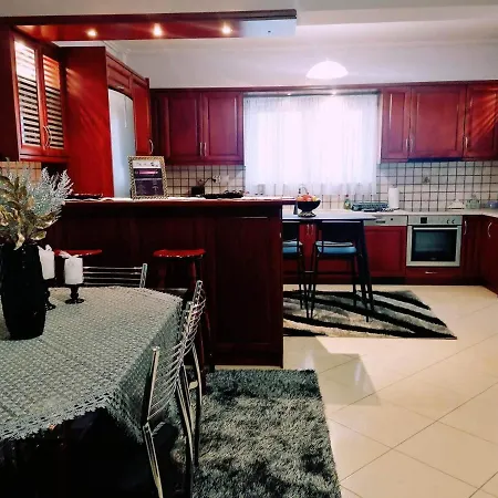 Apartment Thira Near Athens Airport